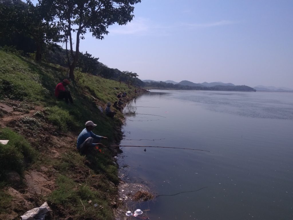 Fishermen fume over illegal fishing by outsiders