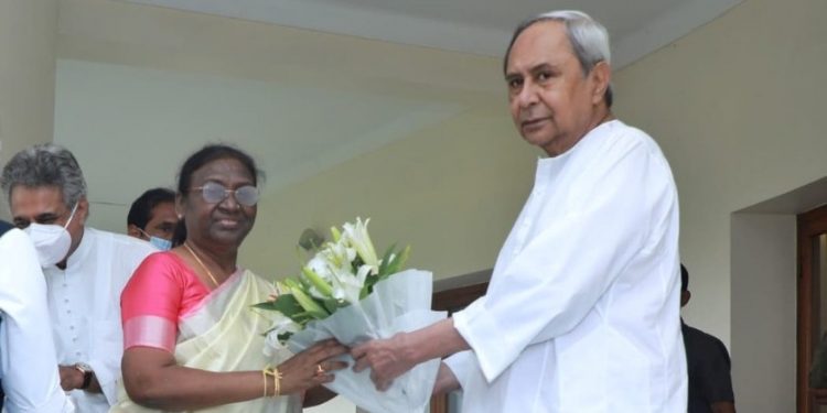 Naveen Patnaik, Droupadi Murmu