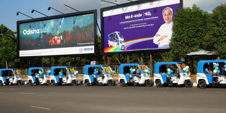 Naveen Patnaik, e-bus, e-rickshaw