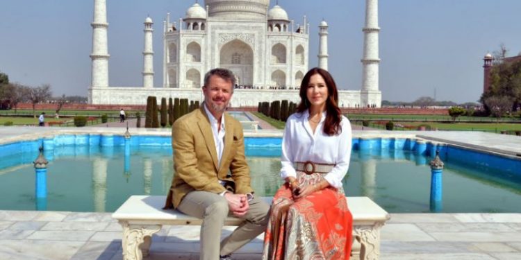 Danish Crown Prince and Princess visit Taj Mahal (Image: Sidhant/Twitter)