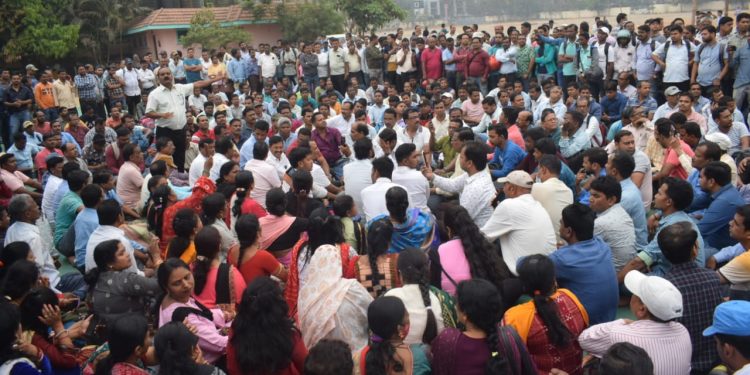 Odisha Teachers’ demonstration faces difficulty following permission denial