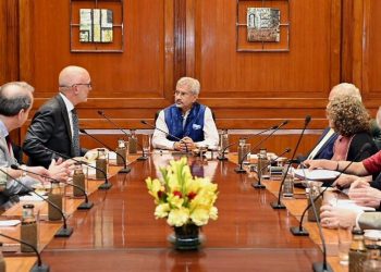 EAM S Jaishankar holds meeting with a delegation of the American Jewish Committee, discusses ties with US and Israel (Image: DrSJaishankar/Twitter)