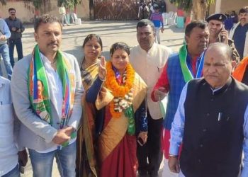 BJP-backed AJSU Party candidate Sunita Choudhary wins Ramgarh by-poll (Image: Twitter)