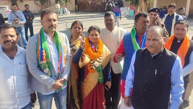 BJP-backed AJSU Party candidate Sunita Choudhary wins Ramgarh by-poll (Image: Twitter)