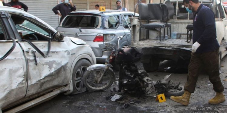 Blast targeting police vehicle in Quetta of Balochistan province, Pakistan (Image: Reuters/Twitter)