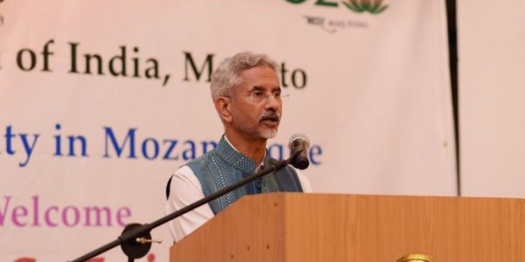 EAM S Jaishankar addressing the Indian diaspora in Mozambique (Image: DrSJaishankar/Twitter)