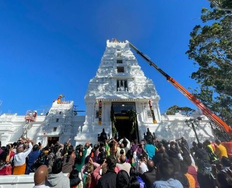 Sri Venkateswara temple in Helensburgh (Image: ElliotJStein/Twitter)