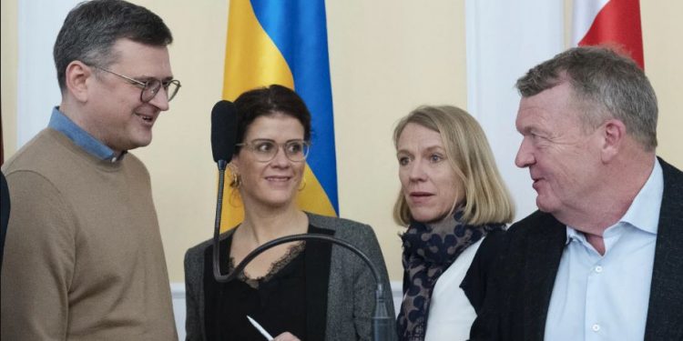 Heads of state, top diplomats visit Ukraine to show support