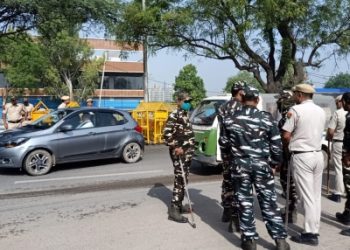 Barricades, paramilitary at Delhi entry points ahead of farmers' solidarity show for wrestlers