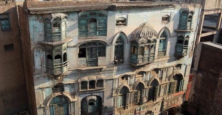 Kapoor Haveli in Qissa Khwani Bazaar, Peshawar (Image: IftikharFirdous/Twitter)