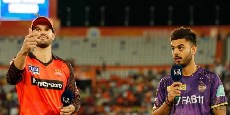 Aiden Markram and Nitish Rana during toss of an IPL match between SRH and KKR (Image: iplt20.com)