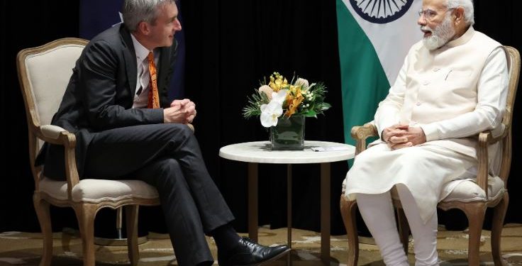 PM Modi meets Australian business leaders in Sydney; invites investments