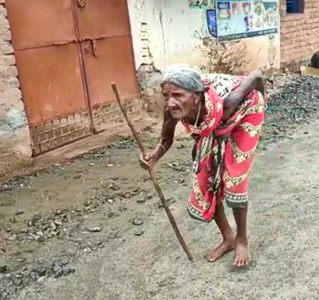 Odisha: 80-year-old woman walks 5 km to get pension in Kalahandi district