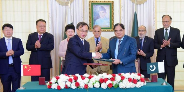 China and Pakistan sign MoU for the development of Chashma nuclear power project