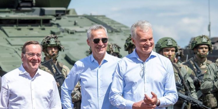 Germany offers to station 4,000 troops in Lithuania to support NATO - German Defence Minister Boris Pistorius with NATO General Secretary Jens Stoltenberg