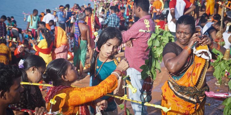 Odisha, Shiva temples, Bol Bam, Devotees, Shravana month