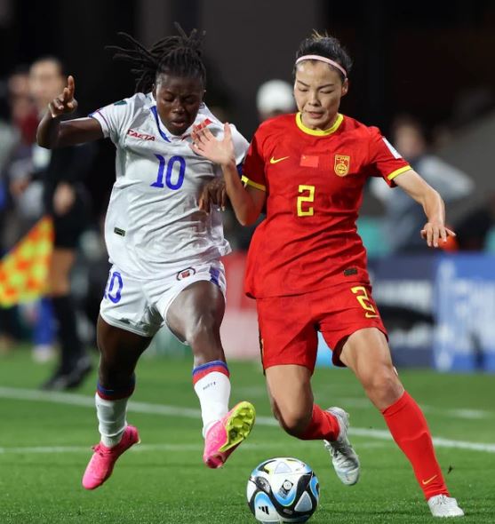 China Edges Haiti 1-0 to Keep World Cup Hopes Alive