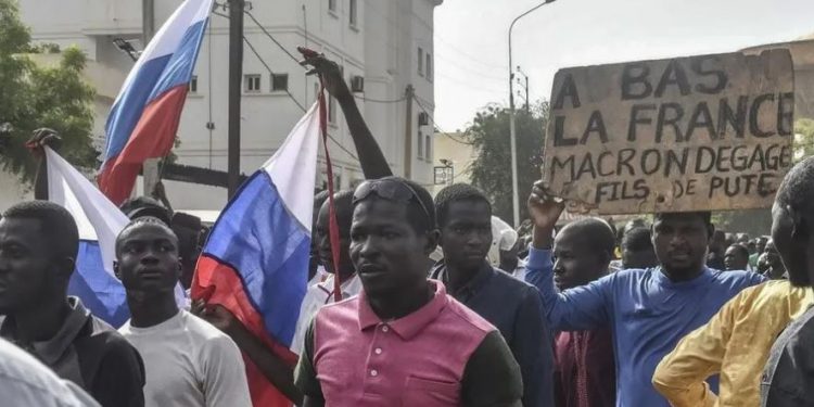 Nigerien protestors attacked French Embassy in Niger