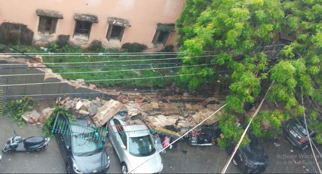 Delhi Government School wall collapses