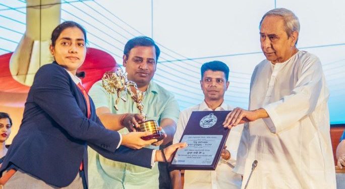 Cyclist Swasti Singh bags Biju Patnaik Sports Award