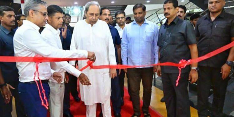 Odisha CM Naveen Patnaik inaugurates Infosys BPM centre in Bhubaneswar