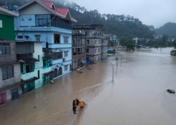 Sikkim flash flood: Toll mounts to 34, IAF begins rescuing stranded tourists