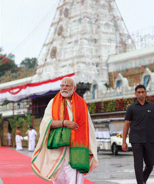 PM Modi visits Tirupati shrine, prays for prosperity of Indians