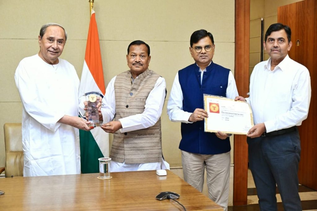 Patnaik praises Team Odisha for getting gold at IITF-2023