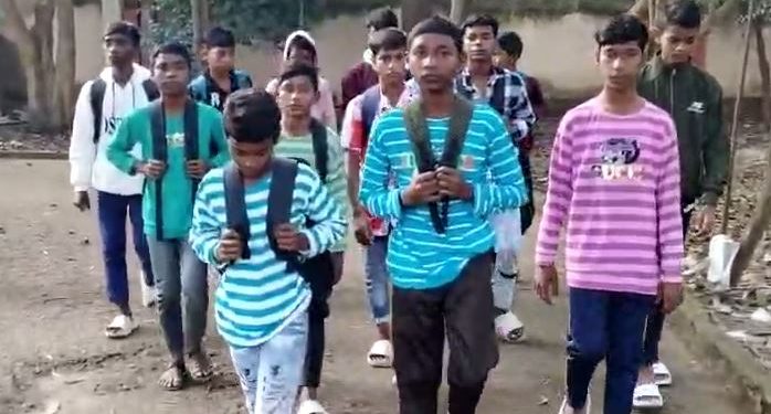 rayagada students walk to district collector for grievances