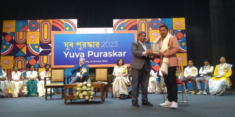 Dileswar Rana receives Sahitya Akademi Yuva Puraskar-2023