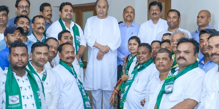 Former Congress MLA Anshuman Mohanty joins BJD