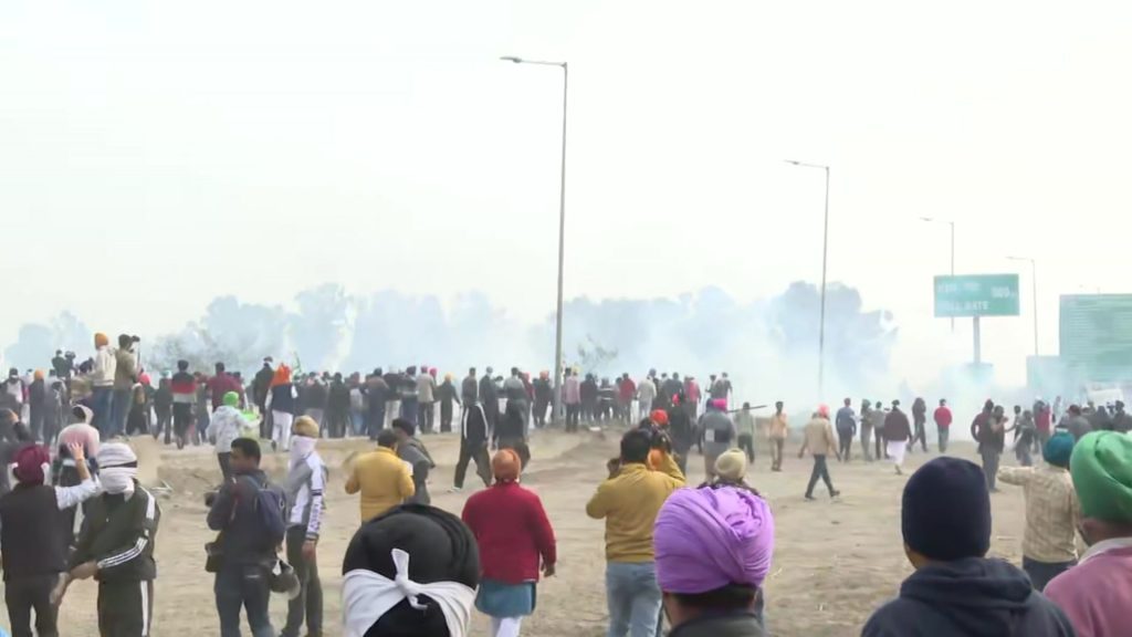 Farmers' protest march to Delhi: Haryana Police uses teargas shells