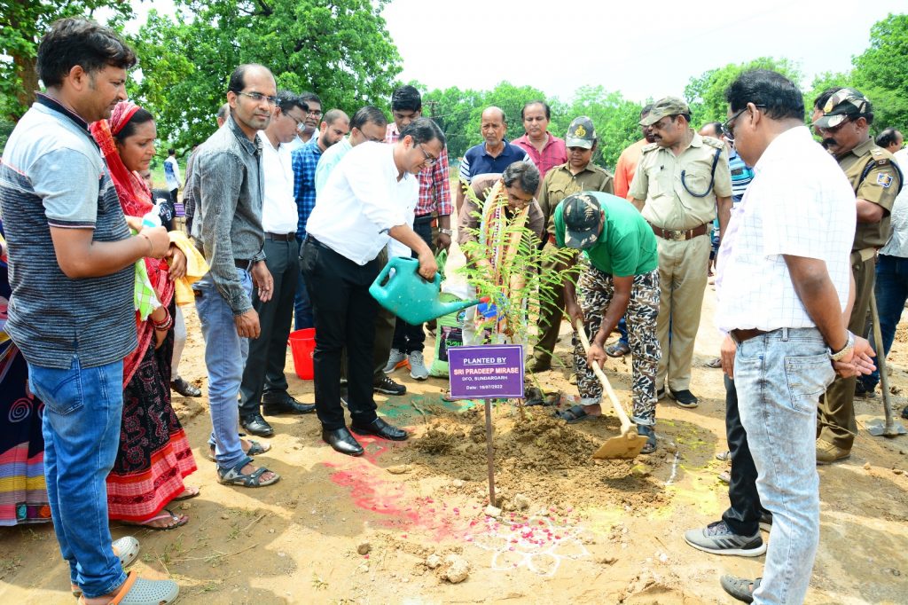 ‘Sanjeevani Vatika’ bonding people together