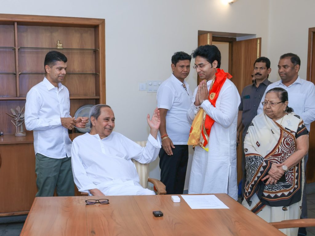 Bijoy Mohapatra's son joins BJD