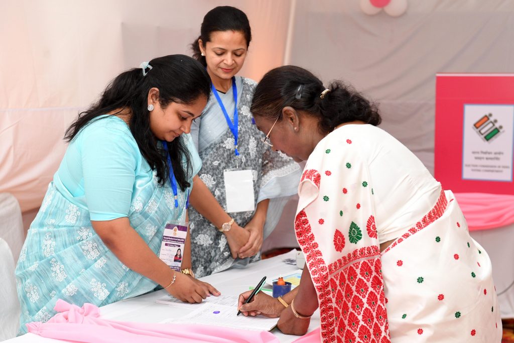 President Droupadi Murmu casts vote in New Delhi Lok Sabha constituency