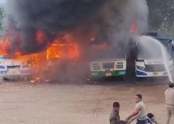 4 buses gutted in Rayagada’ Bissam Cuttack