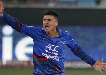 Afghanistan's Mujeeb Ur Rahman appeals unsuccessfully for the wicket of India's Deepak Chahar during the one day international cricket match of Asia Cup between India and Afghanistan in Dubai, United Arab Emirates, Tuesday, Sept. 25, 2018. On the right is India's Ravindra Jadeja. (AP Photo/Aijaz Rahi)