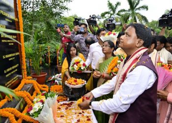 Odisha CM Mohan Majhi pays tributes to Syama Prasad Mookerjee on death anniversary