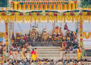 Thousands witness Lord Jagannath's 'Snana Yatra' in Puri