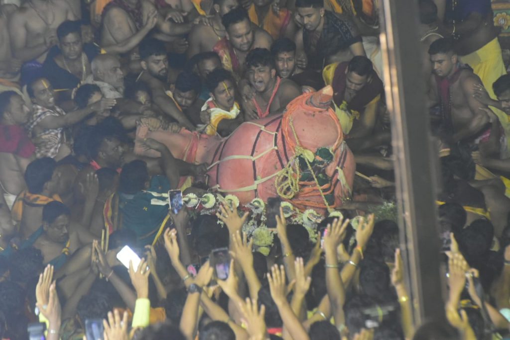 Idol of Lord Balabhadra falls on servitors during Rath Yatra ritual in Puri, nine injured