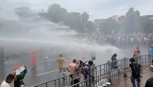 Nabanna Abhijan: Fresh clashes at Howrah Maidan, policeman injured