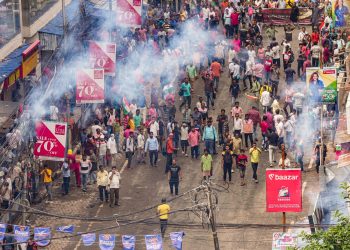 Protesters, policemen clash during 'Nabanna Abhijan', BJP calls for strike Wednesday