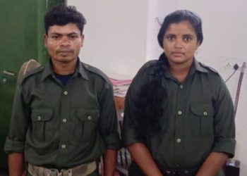 Two Maoists carrying Rs 7L bounty surrender before police in Odisha