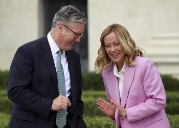 Italian Premier Giorgia Meloni, left, welcomes U.K. Prime Minister Keir Starmer as they meet at Villa Panphilj in Rome, Sept. 16, 2024.