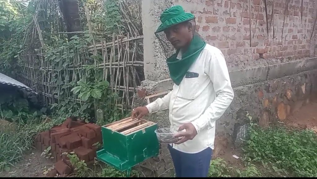 Ganjam shows way to self-reliance through apiculture, fishery