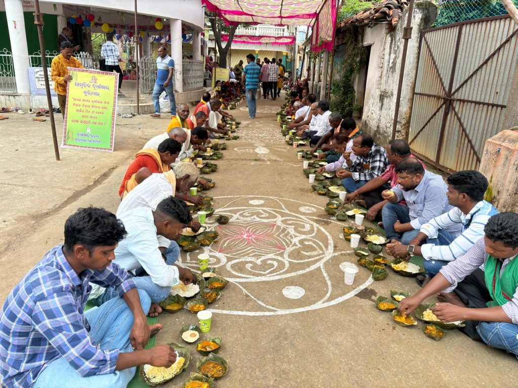 Nuakhai celebrations: A unique example of brotherhood - OrissaPOST