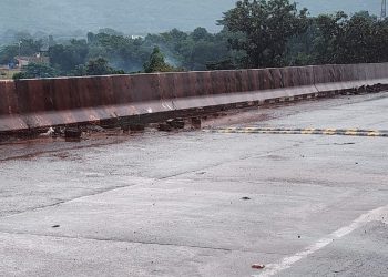 joda Flyover sinks