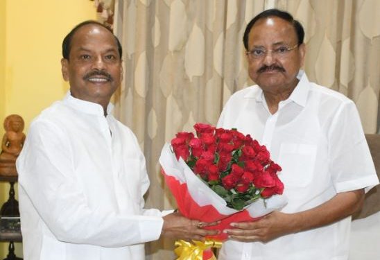 M Venkaiah Naidu and Odisha Governor Raghubar Das