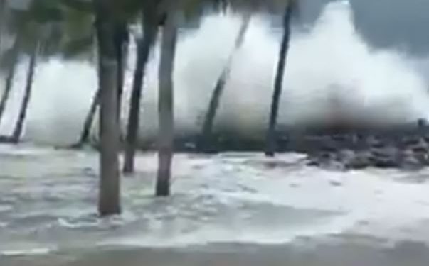 Cyclone Dana storm surge Kendrapara