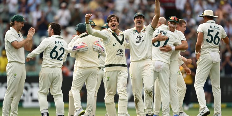 Australia beat India by 184 runs in fourth Test